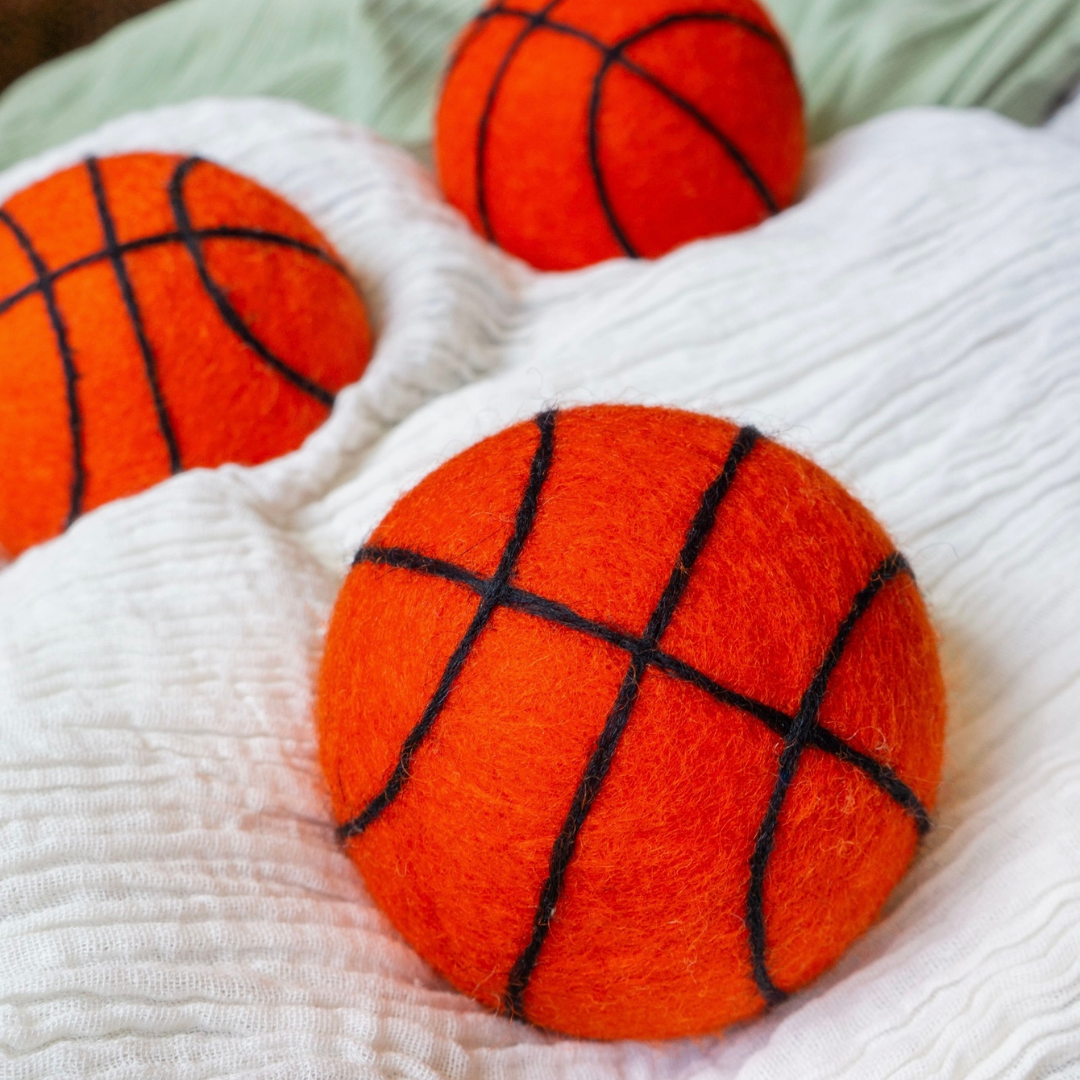 Friendsheep Organic Wool Basketball Dog Ball