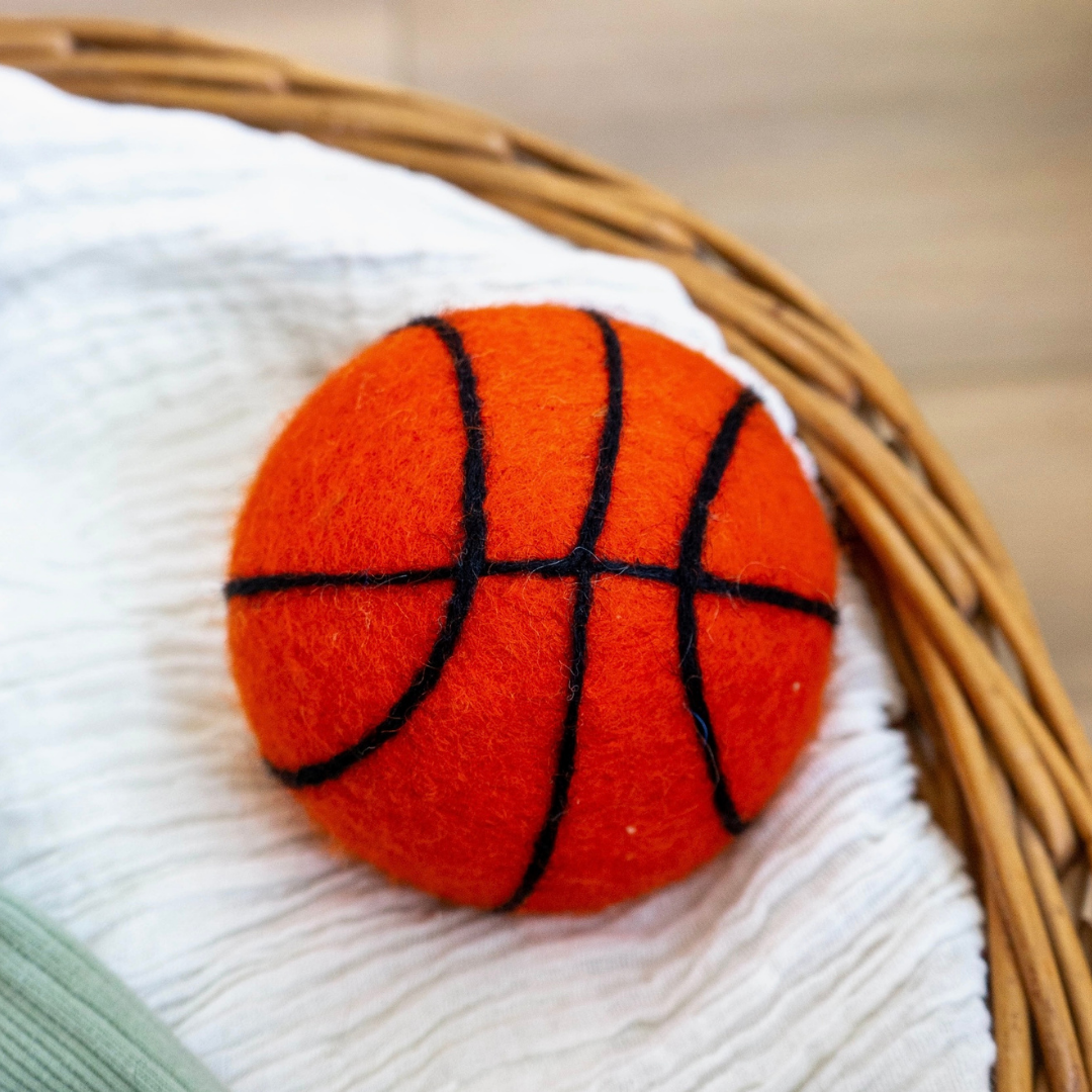Friendsheep Organic Wool Basketball Dog Ball