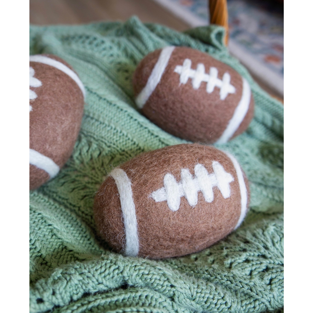 Friendsheep Organic Wool Football Dog Ball
