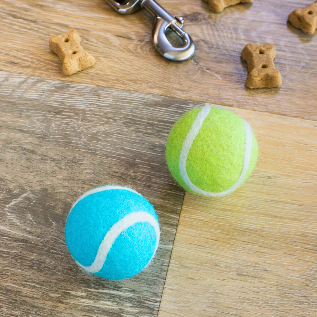 Friendsheep Organic Wool Tennis Dog Ball | Blue