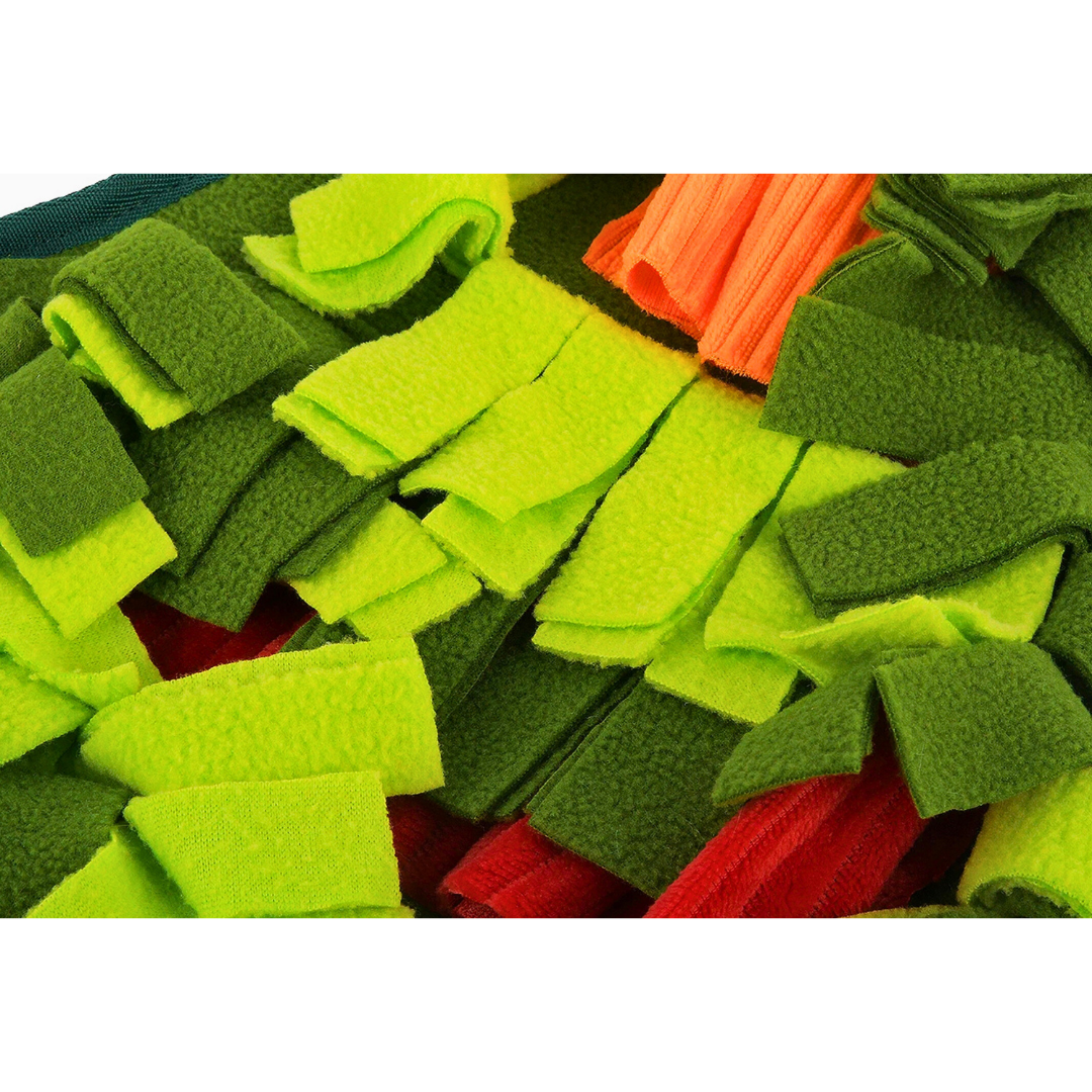 PLAY Holiday Snuffle Mat