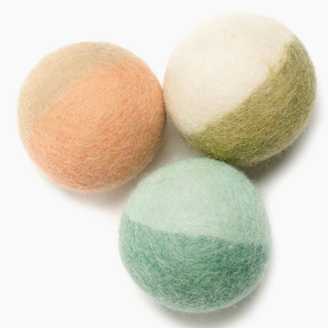 Awoo Have A Ball Wool Trio
